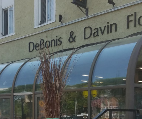Debonis and Davin Florist