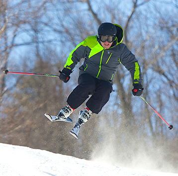 Ski-Race-at-Wachusett-Mountain